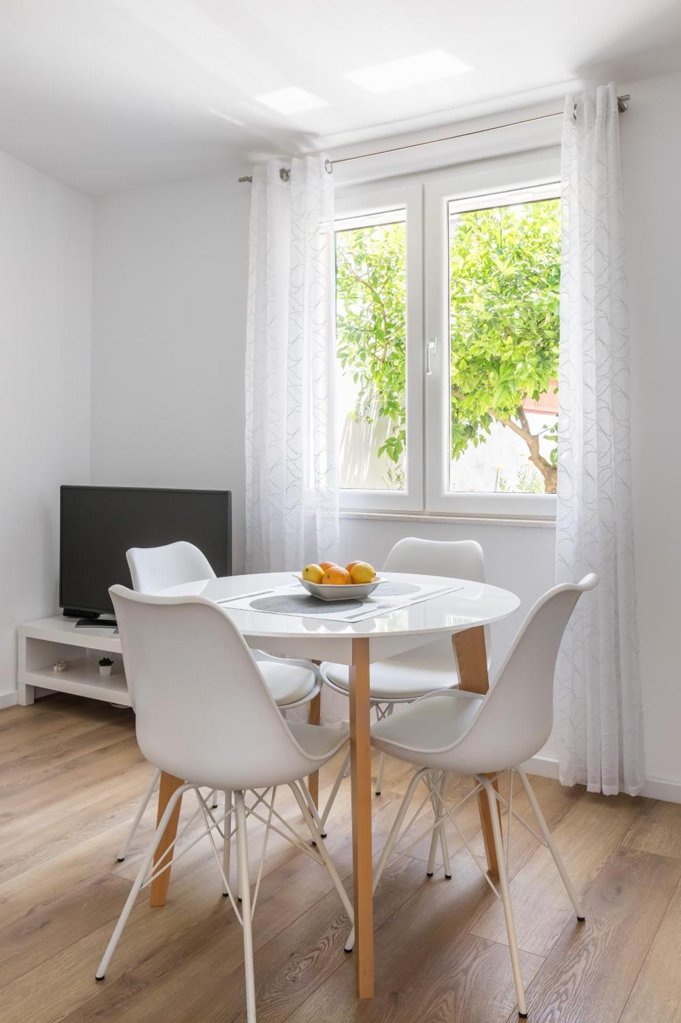 Ferienwohnung Tonina - House With Terrace, Jacuzzi, Free Parking Split Exterior foto